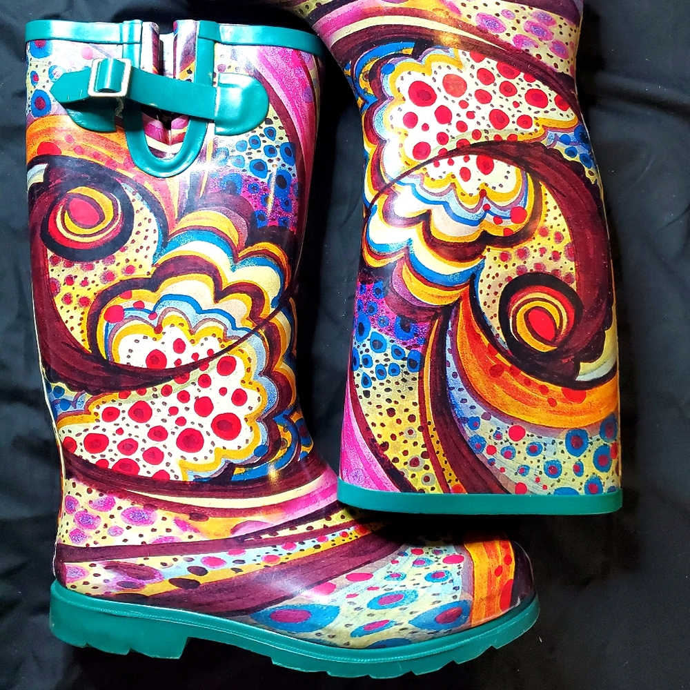 Nomad Rainboots Size 9